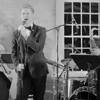 Live music at Derbyshire wedding reception