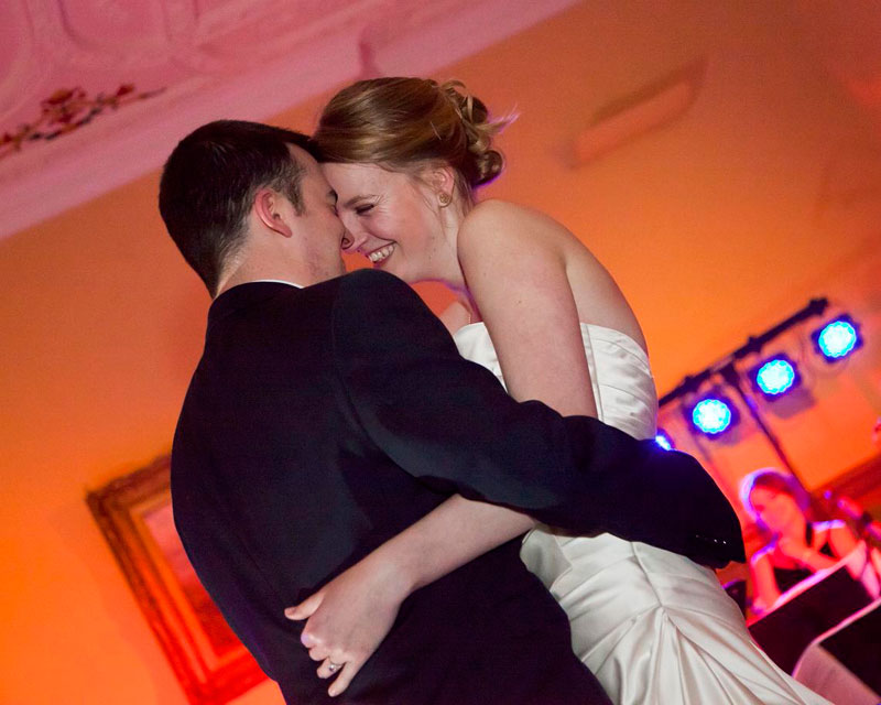 Function band Down for the Count performing at Jenny & Dan's Wedding Reception at Eynsham Hall, Oxfordshire.