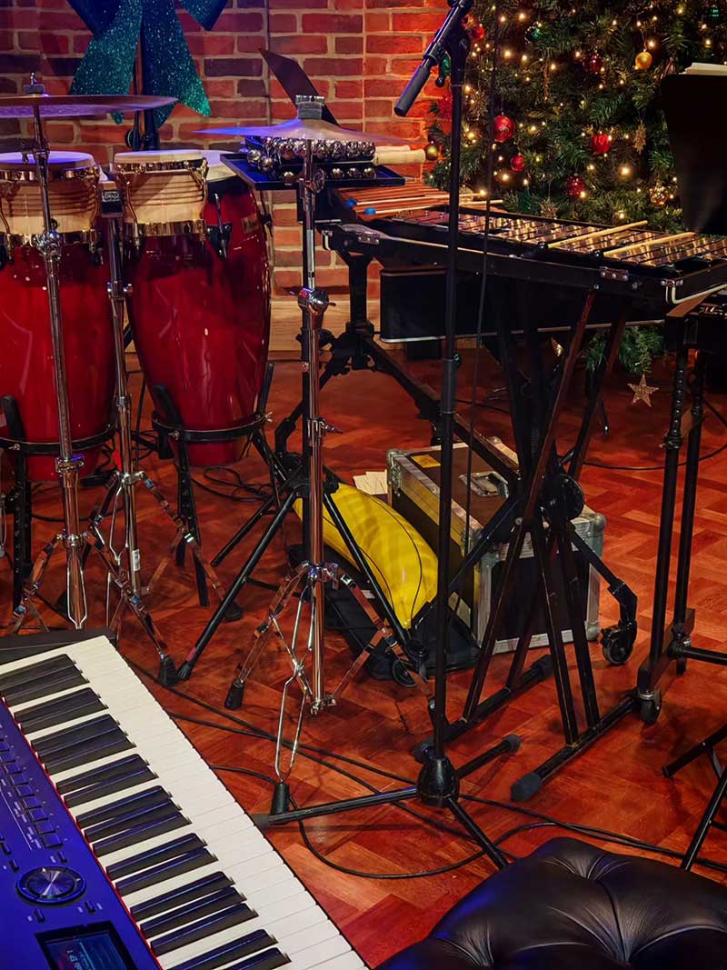 Swing Into Christmas 2025